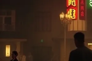 拾荒者日记封面，废料堆里露出的一本旧笔记本